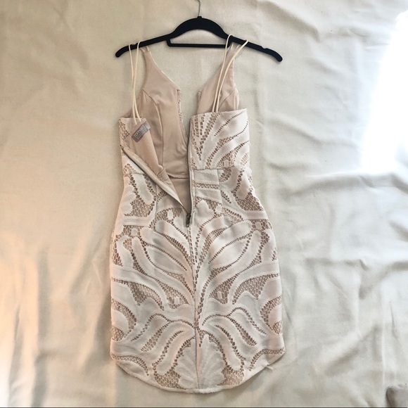 Dress - Picture 2 of 5